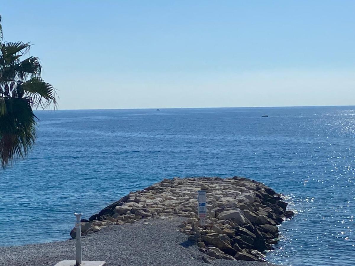 O Phare Du Cros Cagnes-sur-Mer